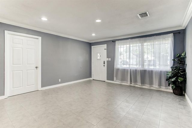 9005 Cheer Street, Houston, TX 77063