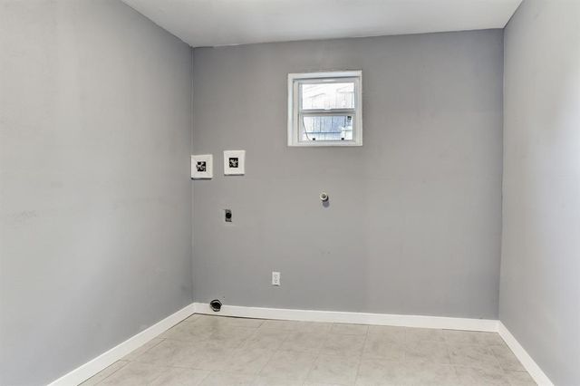 9005 Cheer Street, Houston, TX 77063