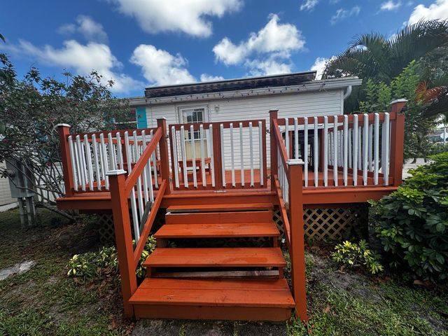 4081 4th Court, Lantana, FL 33462