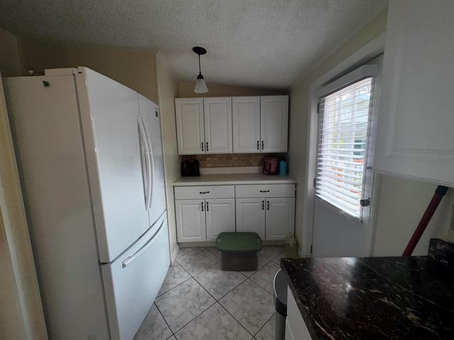 4081 4th Court, Lantana, FL 33462