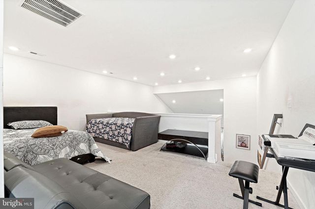 23 GULFSTREAM RD, New Egypt, NJ 08533