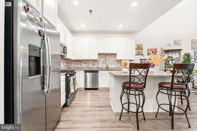 23 GULFSTREAM RD, New Egypt, NJ 08533