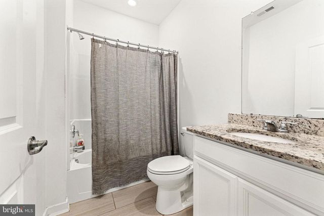 23 GULFSTREAM RD, New Egypt, NJ 08533