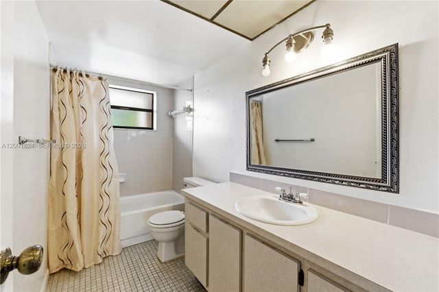 10444 NW 30th Ct 306, Sunrise, FL 33322