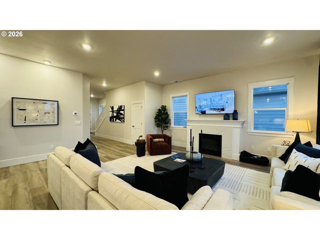 11651 Sw Hayrick Ter, Beaverton, OR 97007