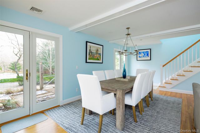 10 Deer Path, East Hampton, NY 11937