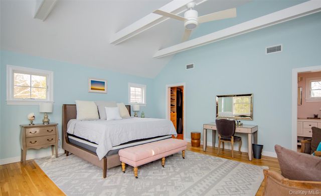 10 Deer Path, East Hampton, NY 11937