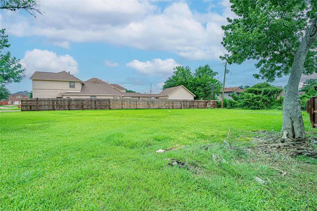 5738 Cullen Boulevard, Houston, TX 77021