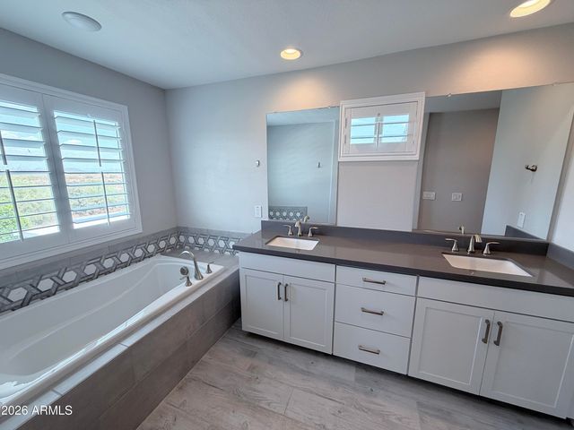 25509 N 140th Drive, Surprise, AZ 85387