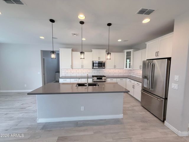 25509 N 140th Drive, Surprise, AZ 85387