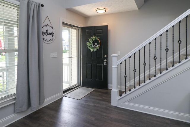 1004 Weather Vane Way, Plain City, OH 43064