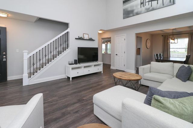 1004 Weather Vane Way, Plain City, OH 43064