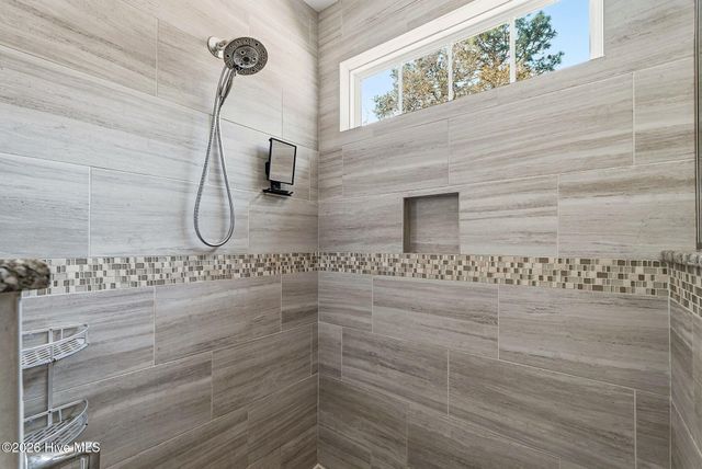 121 Longleaf Drive, West End, NC 27376