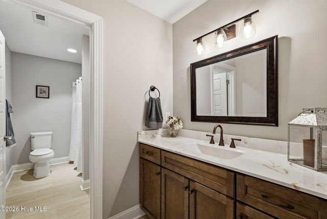 121 Longleaf Drive, West End, NC 27376