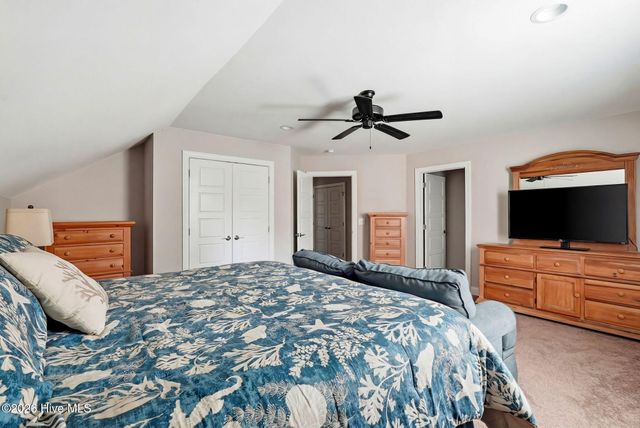 121 Longleaf Drive, West End, NC 27376