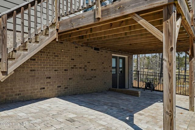 121 Longleaf Drive, West End, NC 27376