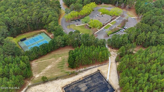 121 Longleaf Drive, West End, NC 27376