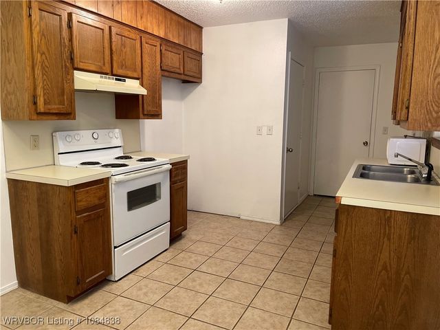 101 W Howard Street, Roland, OK 74954