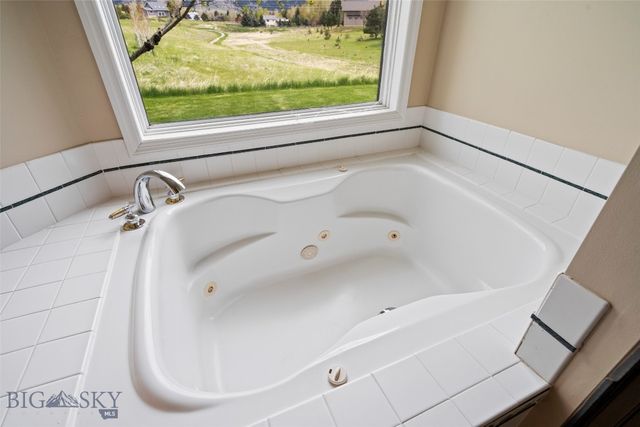 1028 Summer Ridge Road, Bozeman, MT 59715