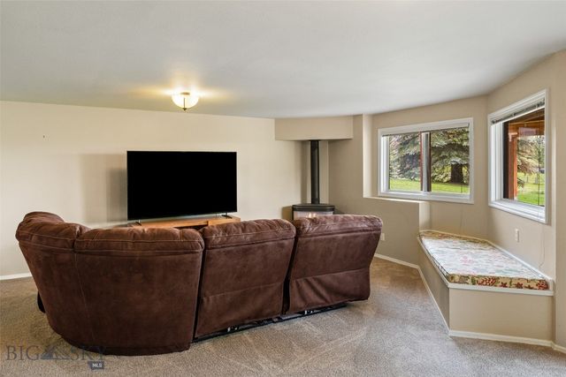 1028 Summer Ridge Road, Bozeman, MT 59715