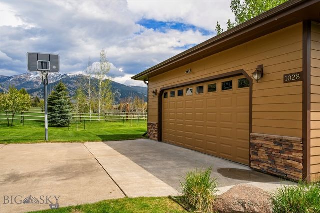 1028 Summer Ridge Road, Bozeman, MT 59715