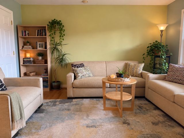 1105 Holiday Lane 14, Des Plaines, IL 60016