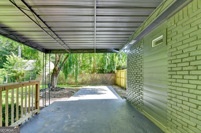 6776 Tralee Drive, Lithia Springs, GA 30122