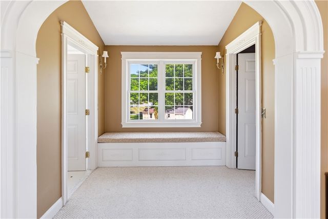 27 Charles Avenue, Uxbridge, MA 01569