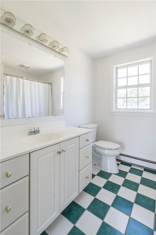 27 Charles Avenue, Uxbridge, MA 01569