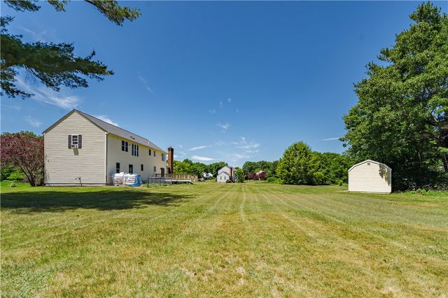 27 Charles Avenue, Uxbridge, MA 01569