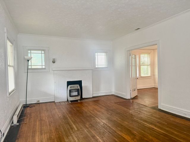 1030 21st Street, Huntington, WV 25701