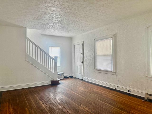 1030 21st Street, Huntington, WV 25701