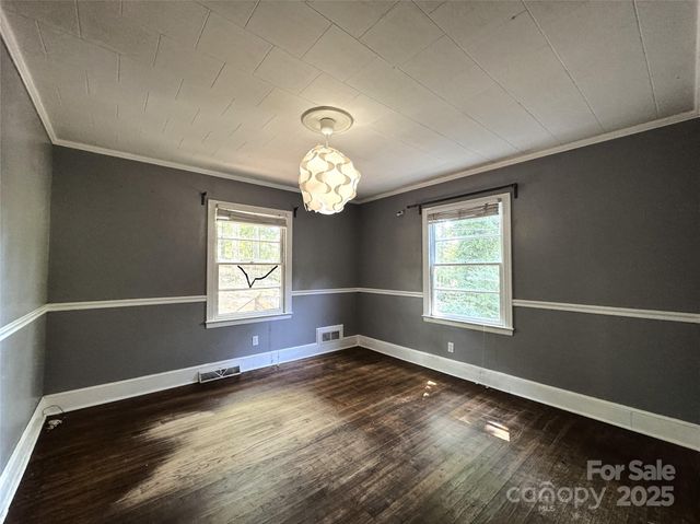 616 E Oakwood Avenue, Albemarle, NC 28001