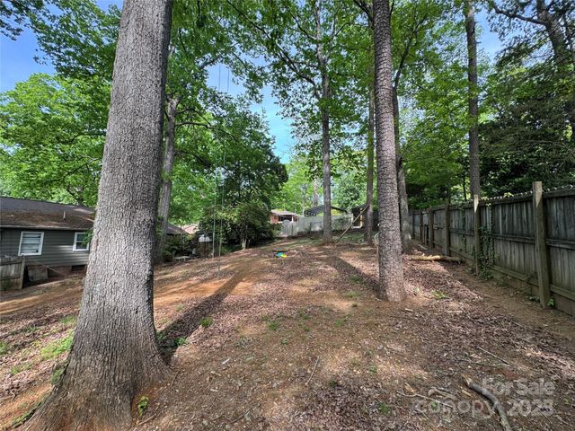 616 E Oakwood Avenue, Albemarle, NC 28001