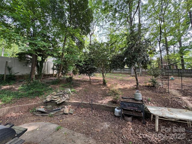 616 E Oakwood Avenue, Albemarle, NC 28001