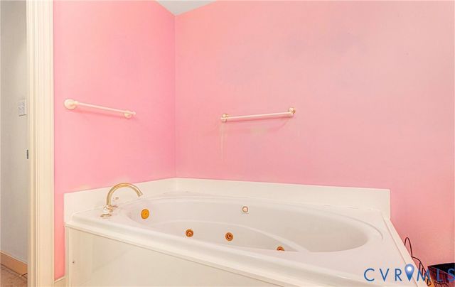 5025 Hurop Rd, Sandston, VA 23150