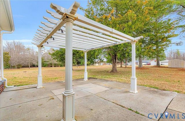 5025 Hurop Rd, Sandston, VA 23150