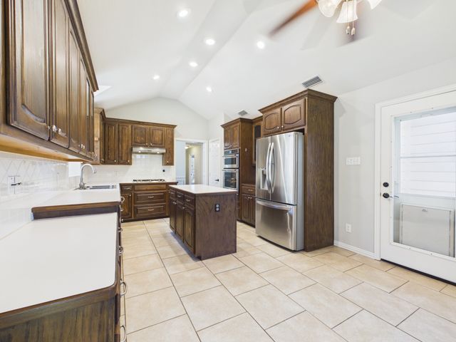1125 Prospect Drive, Flower Mound, TX 75028