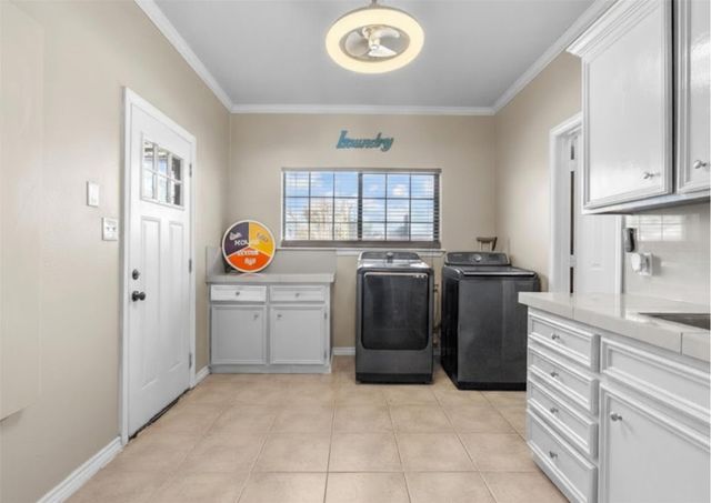 10431 N P Street, La Porte, TX 77571