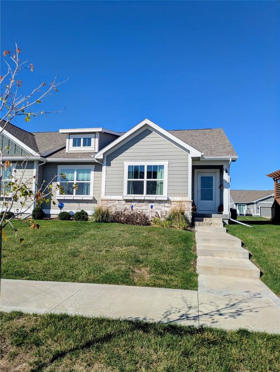 2210 SW Westwood Street, Ankeny, IA 50023