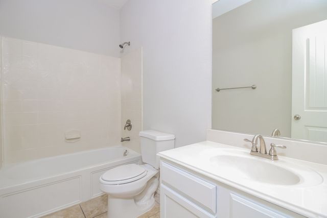 1333 Shelley Drive, Burleson, TX 76028