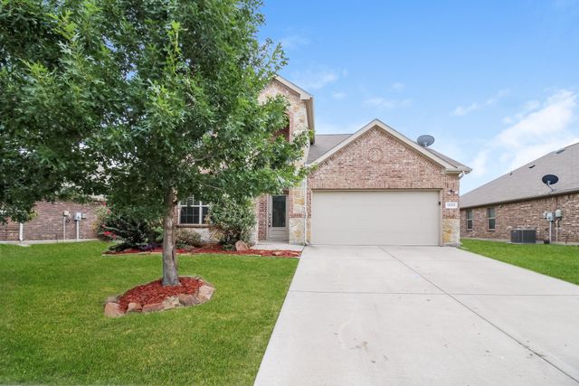 1333 Shelley Drive, Burleson, TX 76028