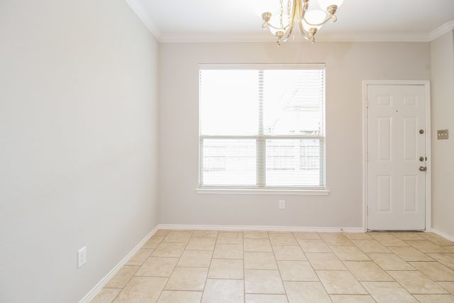 1333 Shelley Drive, Burleson, TX 76028