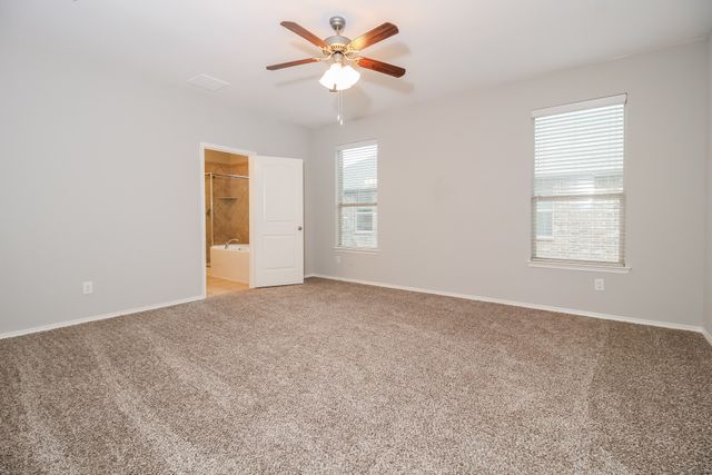 1333 Shelley Drive, Burleson, TX 76028