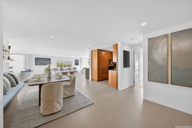 2979 Kalakaua Avenue 804, Honolulu, HI 96815