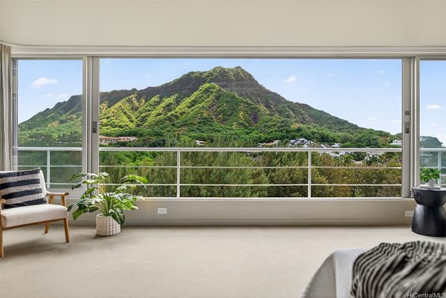 2979 Kalakaua Avenue 804, Honolulu, HI 96815