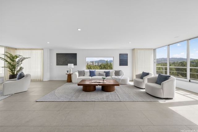 2979 Kalakaua Avenue 804, Honolulu, HI 96815