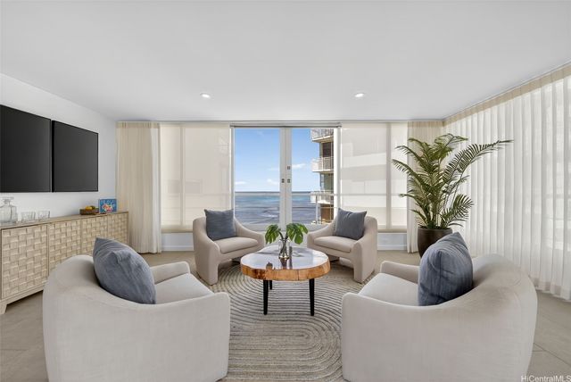2979 Kalakaua Avenue 804, Honolulu, HI 96815