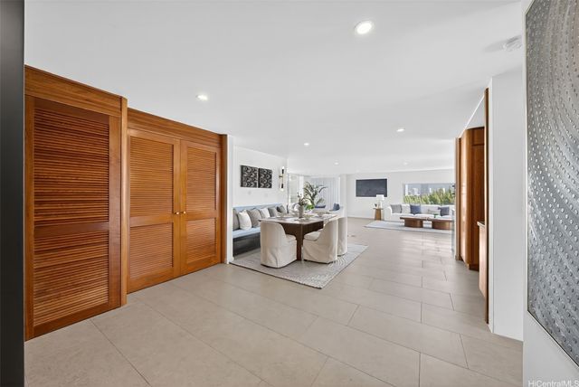 2979 Kalakaua Avenue 804, Honolulu, HI 96815