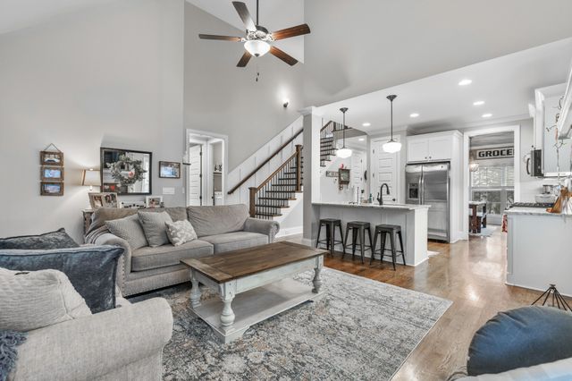 409 Riverstone Pl, Mount Juliet, TN 37122